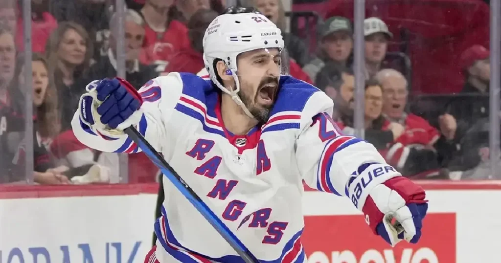 Chris Kreider is suddenly available again